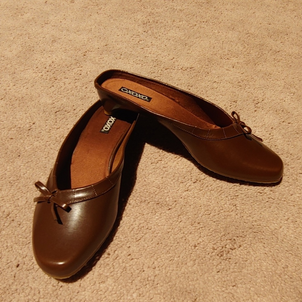 Ladies shoes